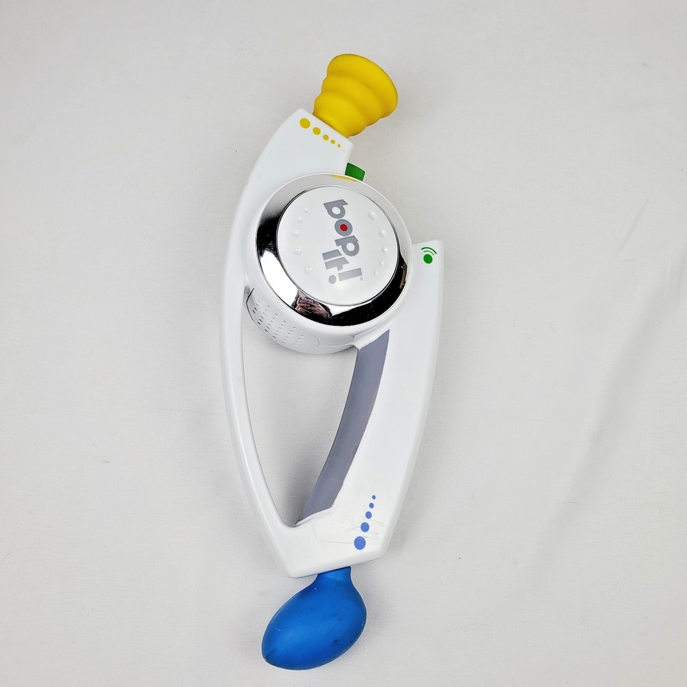 Bop It! Shout White Talking Handheld Game 2008 Hasbro - TESTED & WORKING
